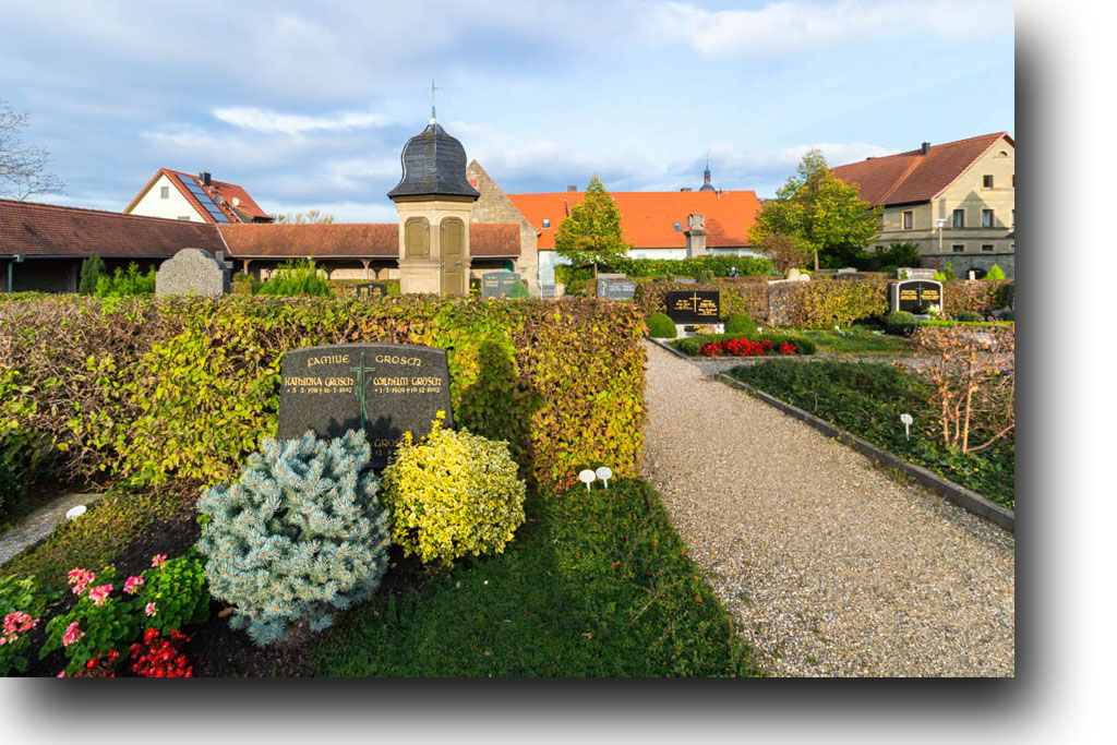 Dorfrundgang - Friedhof